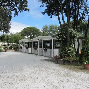  Campeggio Pineta